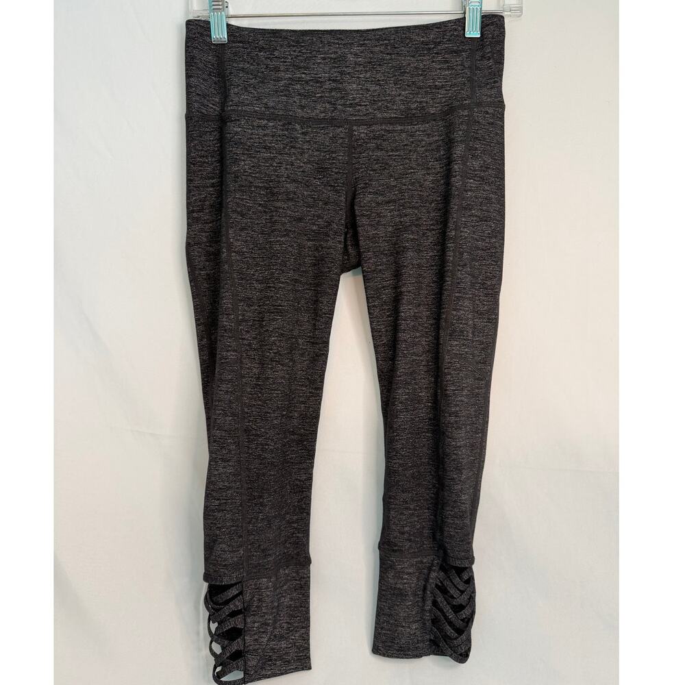 Athleta Capri Leggings Women’s Gray Strappy Hem Yoga Running Size SMALL